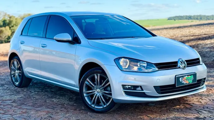 Volkswagen Golf Highline 1.4 TSI 140cv Aut. 2015