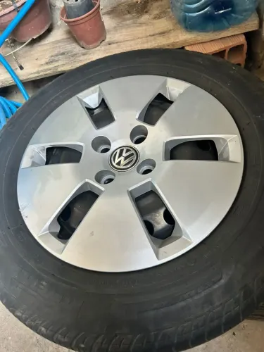 4 Rodas Aro 14 Originais Volkswagen Up! com Pneus e Calotas
