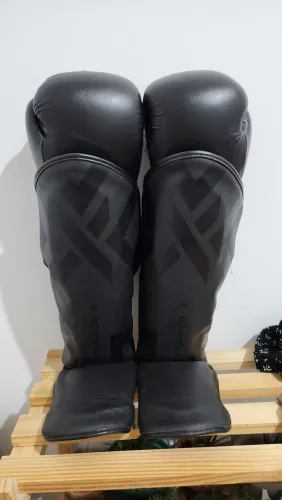 Par de Luva e Caneleira Kickbox/MuayThai