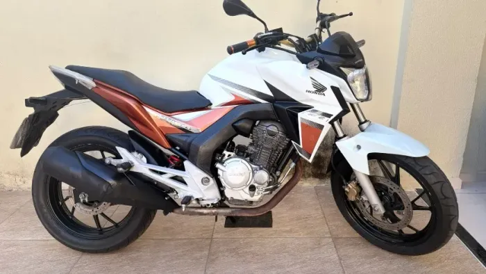 VENDO CB25F TODA REVISADA