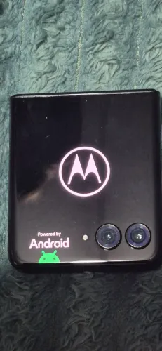Vendo celular Motorola RAZR 50 ultra