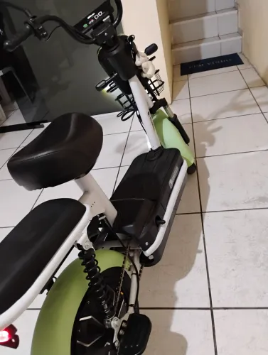 Mega oportunidade, vendo scooter aletrica muita nova ,foi usada muito pouco.. exclusiva.