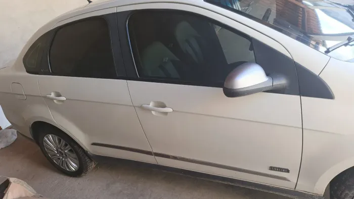 Fiat Grand Siena Essence Dual. 1.6 Flex 16V 2016