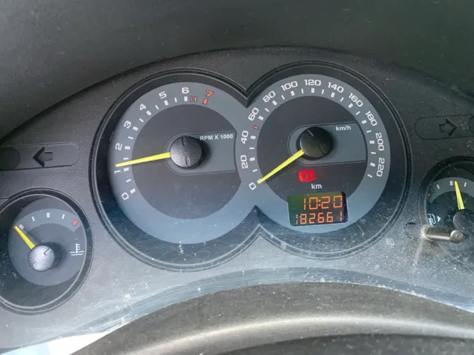 Chevrolet Corsa SED Class.life 1.0/1.0 Flexpower (álcool) 2009