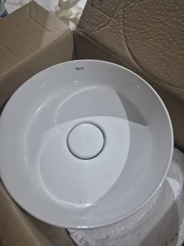 Pis de banheiro nova