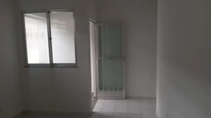 TAQUARA Alugo ótima casa vila 1 Quarto próximo ao Largo da Taquara
