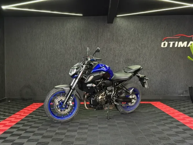 Yamaha MT-07 689cc Gasolina 2020