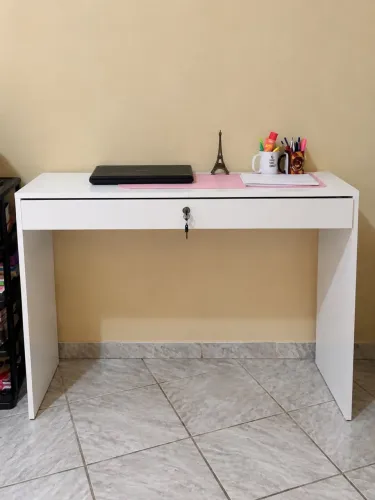 Penteadeira / escrivaninha