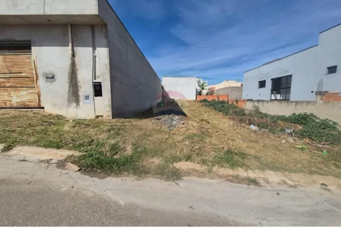Terreno Jardim Residencial Tarsila, 174m² para seu projeto!