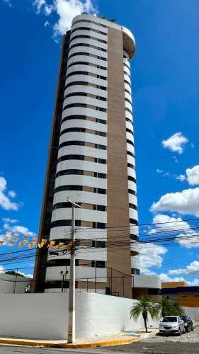 Alugo Ap. 173m no Res. Alaíde da Escóssia, Mossoró/RN, 1 por andar, R$5500 o pacote