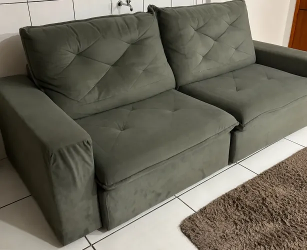 Vendo sofá 2,5 de largura altero Retratil
