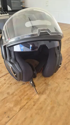 Vende-se Capacete LS2 ADVANT