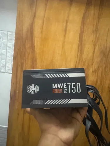 FONTE COOLER MASTER 750w 80PLUS