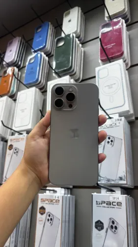 iPhone 15 pro Max 256 Semi Novo 