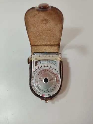 Fotómetro Fotográfico Escot Ne-3 S/ Teste Tqp (Usado)