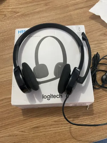 Headset Logitech H151 - Ótimo estado