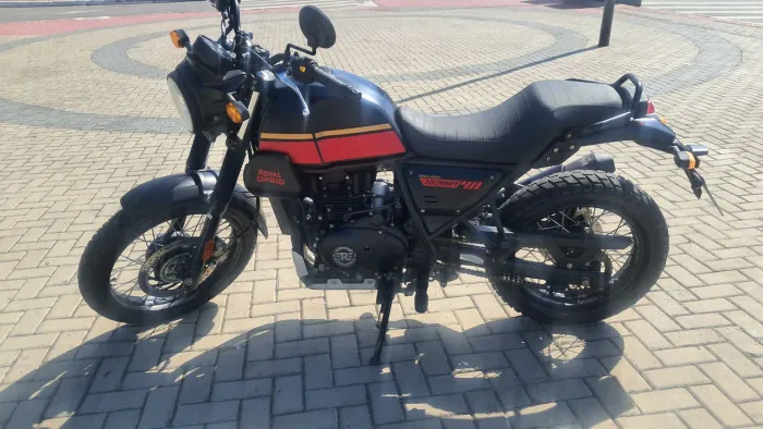 Vendo Himalayan 411 scram