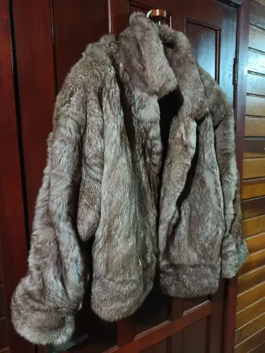 Casaco de pele natural de coelho