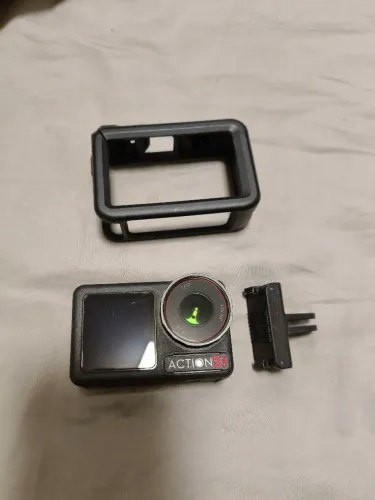 DJI Osmo Action 5 Pro seminova, funcionando perfeitamente.