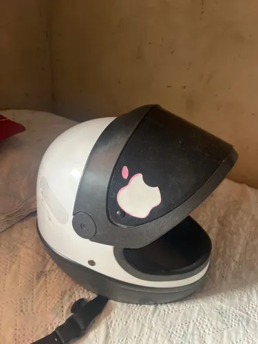VENDO CAPACETE SAN MARINO ORIGINAL