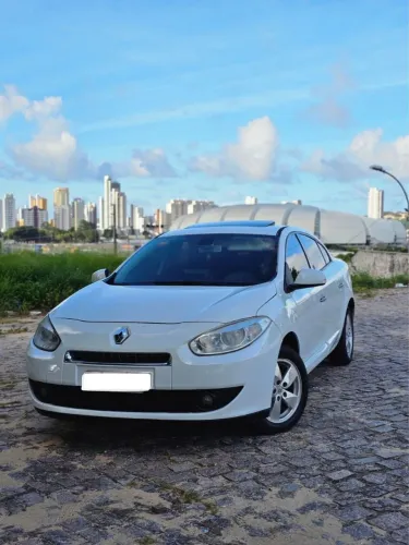 Renault Fluence Sed. Dynamique 2.0 16V Flex Aut. 2014