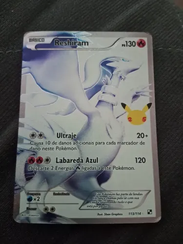 Carta pokemon reshiram shiny 25 anos de celebração 