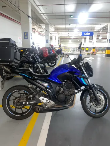 FAZER 250 2024 - Azul