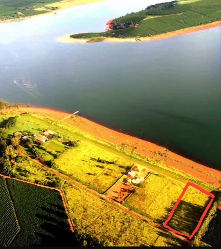 Furnas com Marina