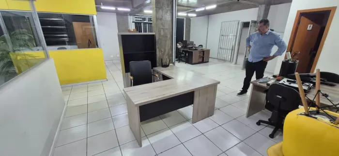 Conjunto de móveis de escritório 1 mesa em L 1 armário 1 cadeira