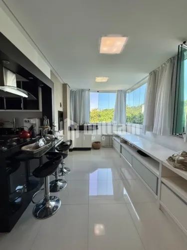 APARTAMENTO COM 3 QUARTOS SENDO 1 SUÍTE MOBILIADO PARA LOCAÇÃO - SÃO LUIZ