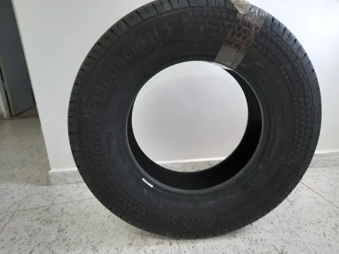 Pneu 225/75 R 16 C