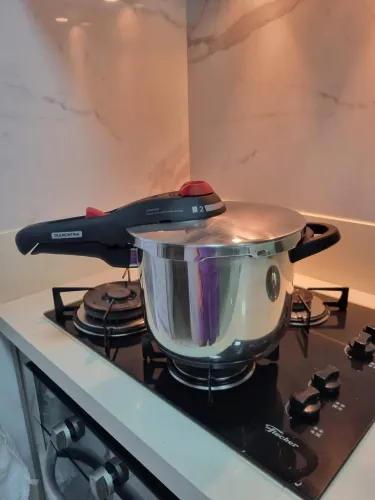 Ótima panela de pressão MarterChef Tramontina