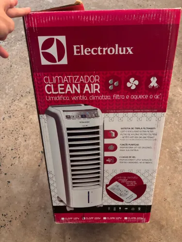 Ar condicionado/ umidificador de ar portátil - Electrolux