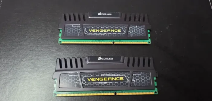 Memória Ram Corsair Vengeance 1x8gb Ddr3 1600mhz