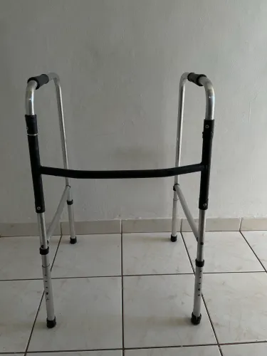 Andador para adulto e idoso