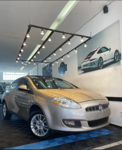 Fiat Bravo Essence Dualogic 1.8 Flex 16V 5P 2011