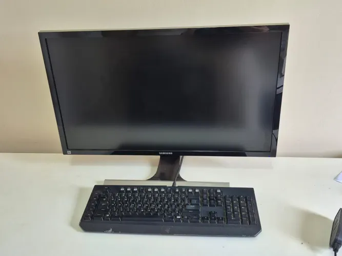 Monitor Samsung 4K 28" 60FPS