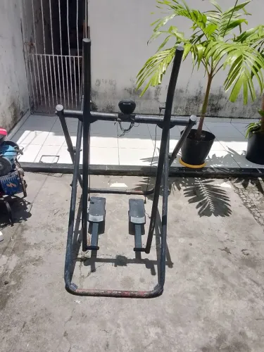 Simulador de caminhada elíptico
