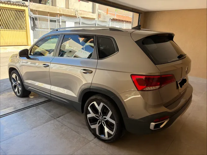 Volkswagen Taos Highline 1.4 250 TSI Flex AUT 2023
