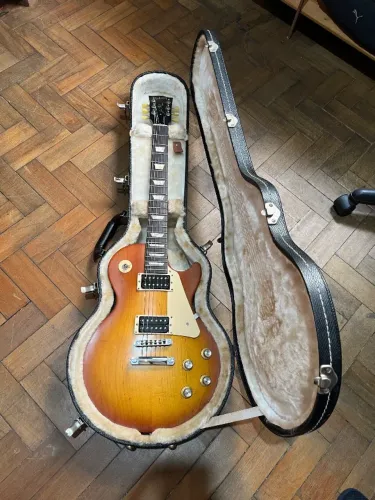 Guitarra Gibson Les Paul Studio Tribute 50 Case