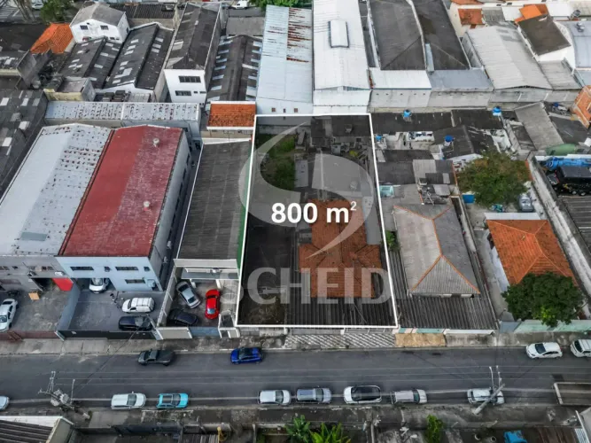 Terreno á Venda na Interlagos com 800m².