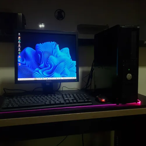 Cpu Dell SSD 400G 8G DDR3 + Monitor teclado e mouse