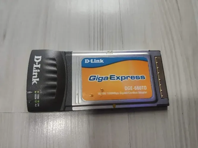Adaptador Gigabit CardBus de cobre DGE-660TD