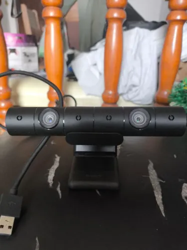 Camera para ps4 usada funcionando perfeitamente produto original sem detalhes