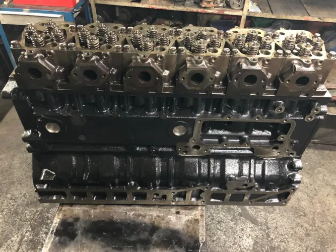 Motor Mercedes-Benz OM457