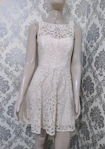 Vestido de festa da Cholet