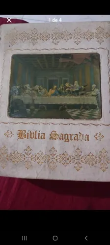 Bíblia antiga ilustrada 
