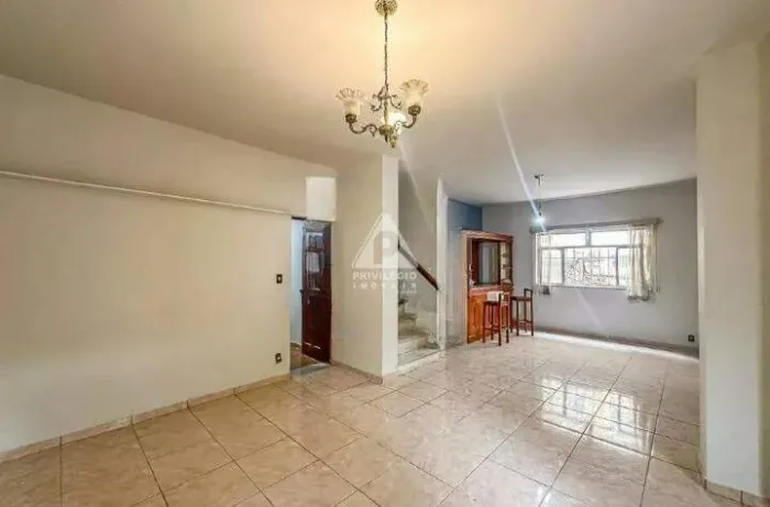 Casa a venda em Santa Teresa!