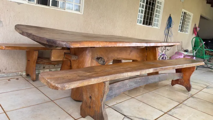 Mesa Rustica  + 3,05m x1m com 2 Bancos