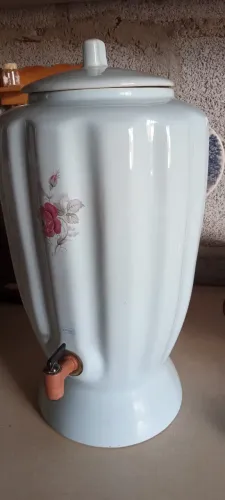 Talha antiga em porcelana